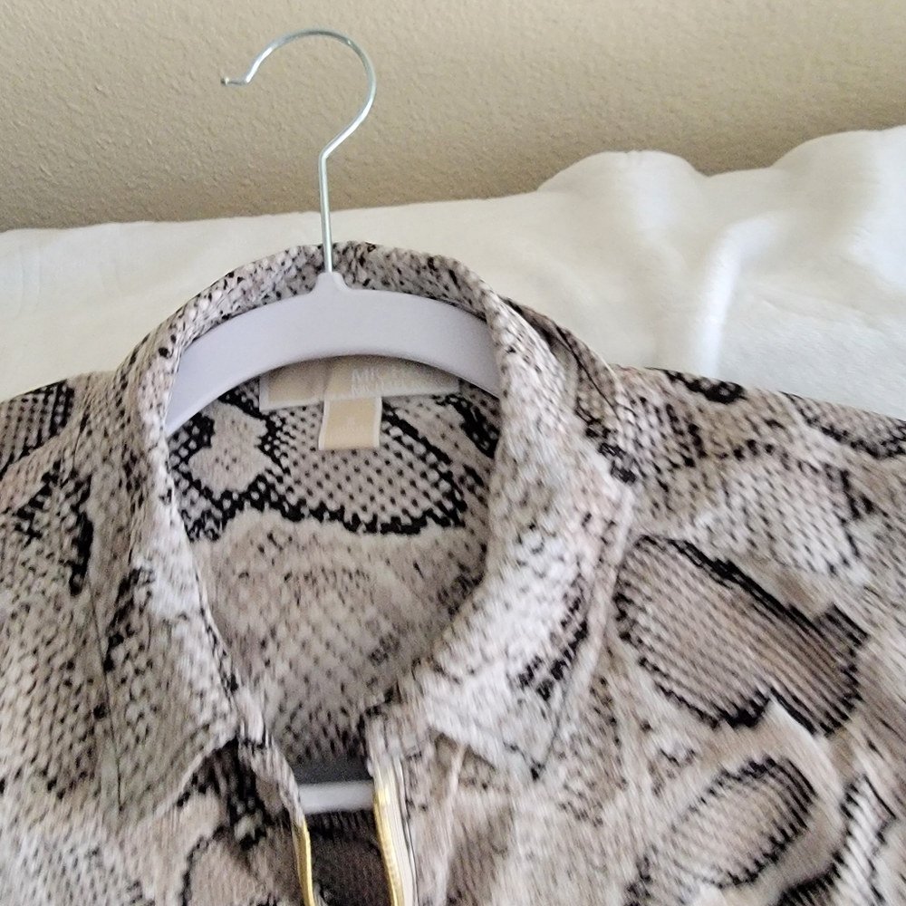 Micheal Kors blouse